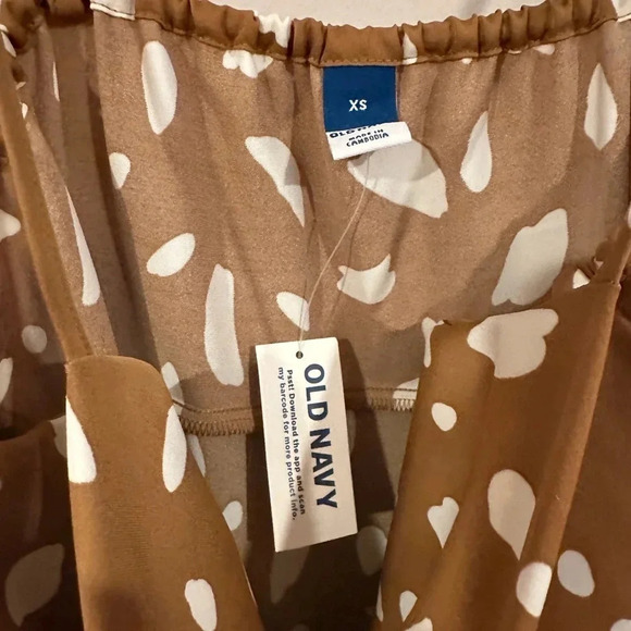 Cowl neck dress NWT - Picture 3 of 4